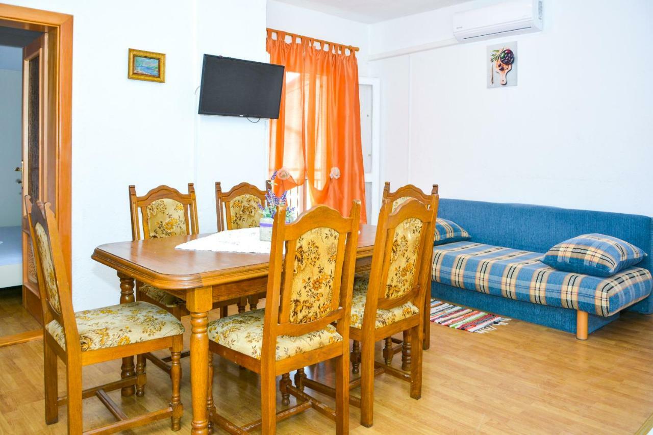 Luca Apartamento Senj  Quarto foto